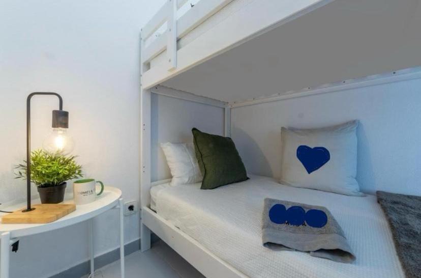 Aquario Rr18 Apartment La Pineda Luaran gambar